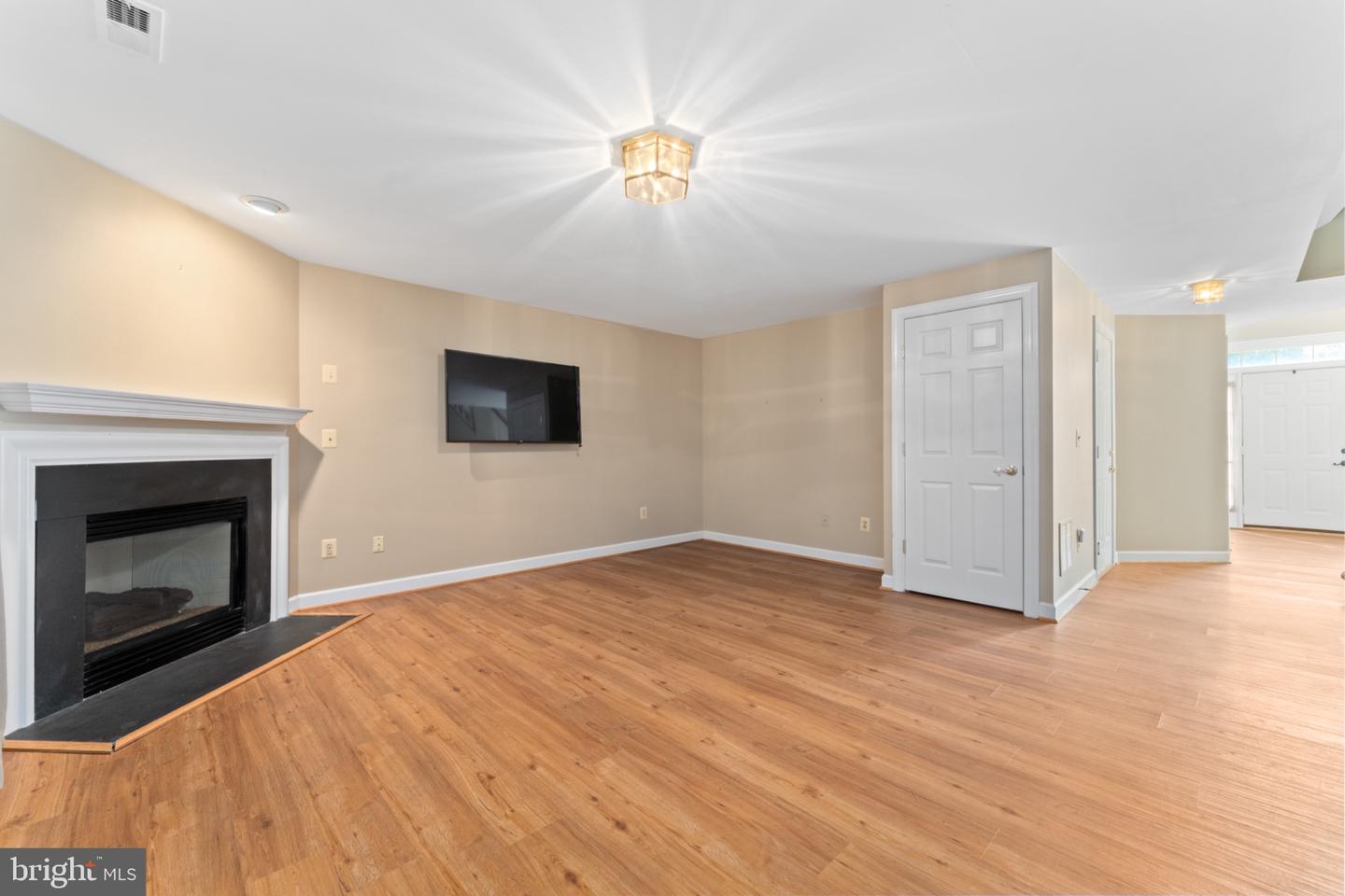 14036 Madrigal Dr Property Photo 7