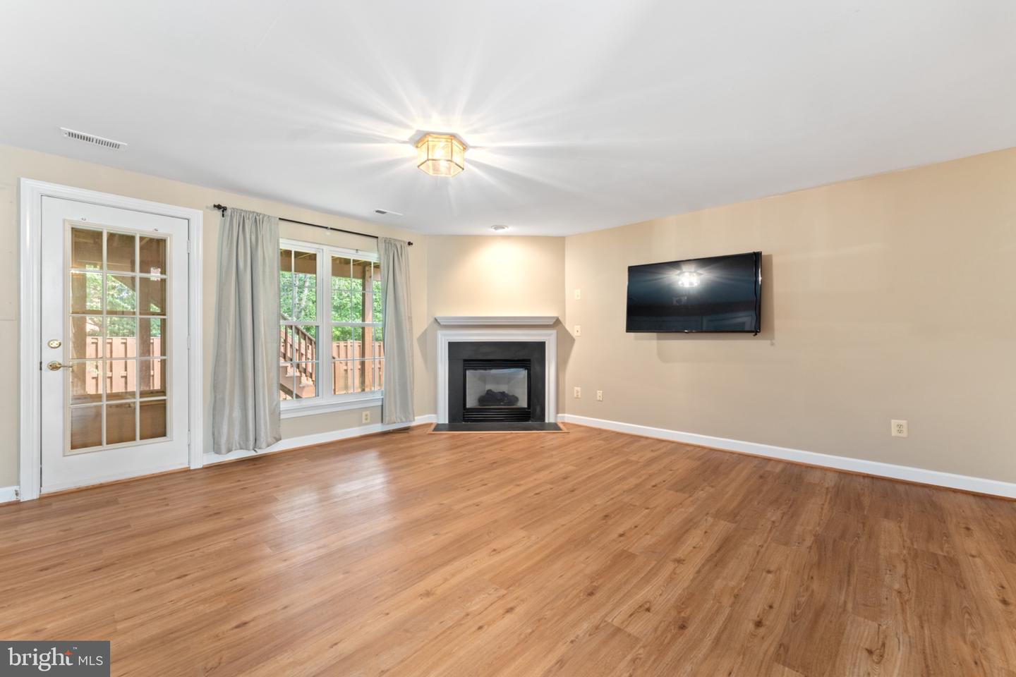 14036 Madrigal Dr Property Photo 9