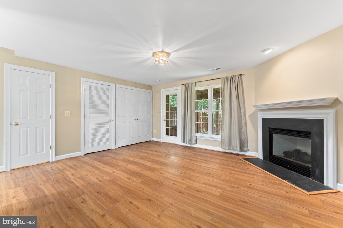 14036 Madrigal Dr Property Photo 11