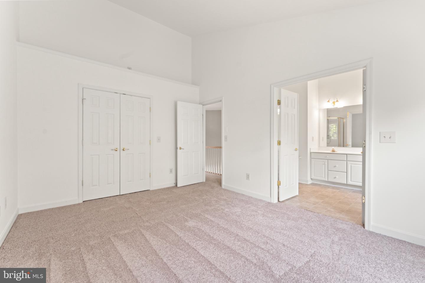 14036 Madrigal Dr Property Photo 31