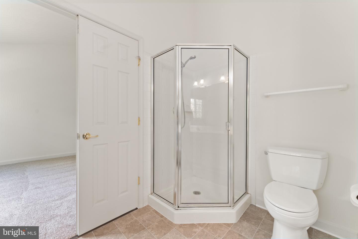 14036 Madrigal Dr Property Photo 34