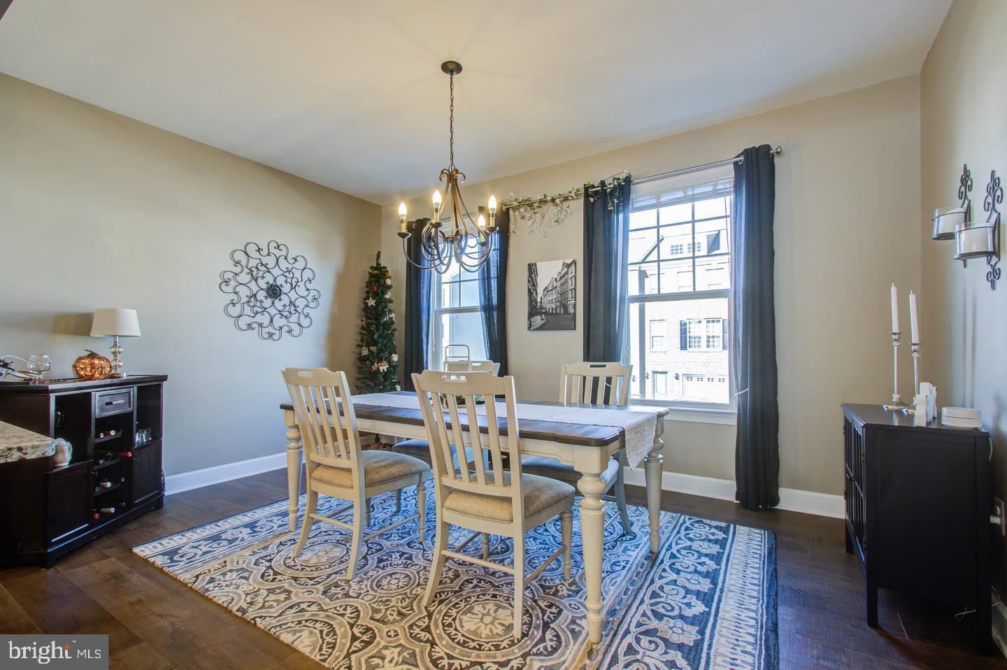 10554 Hinton Way Property Photo 13