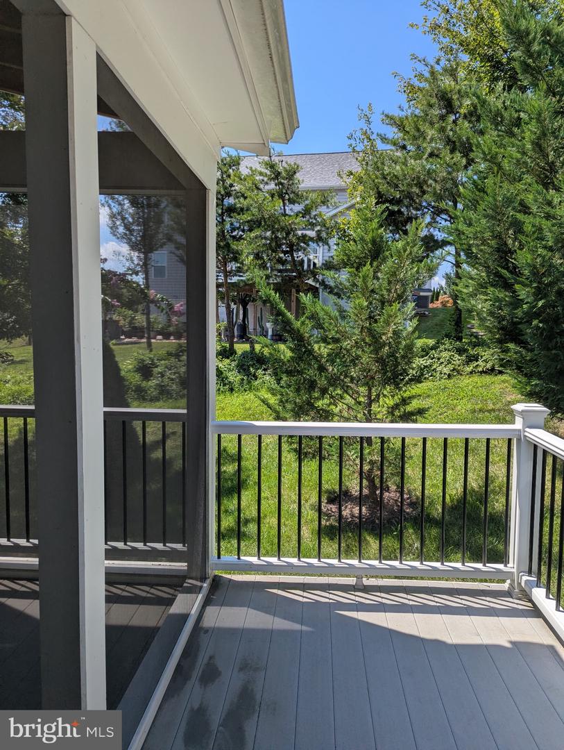 5598 Websters Way Property Photo 14