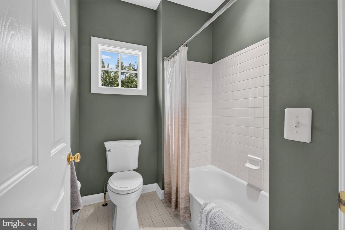 6518 Debhill Ln Property Photo 32