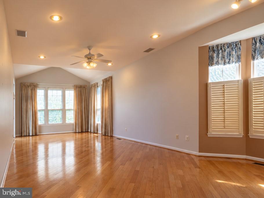 3744 Equinox Way Property Photo 9