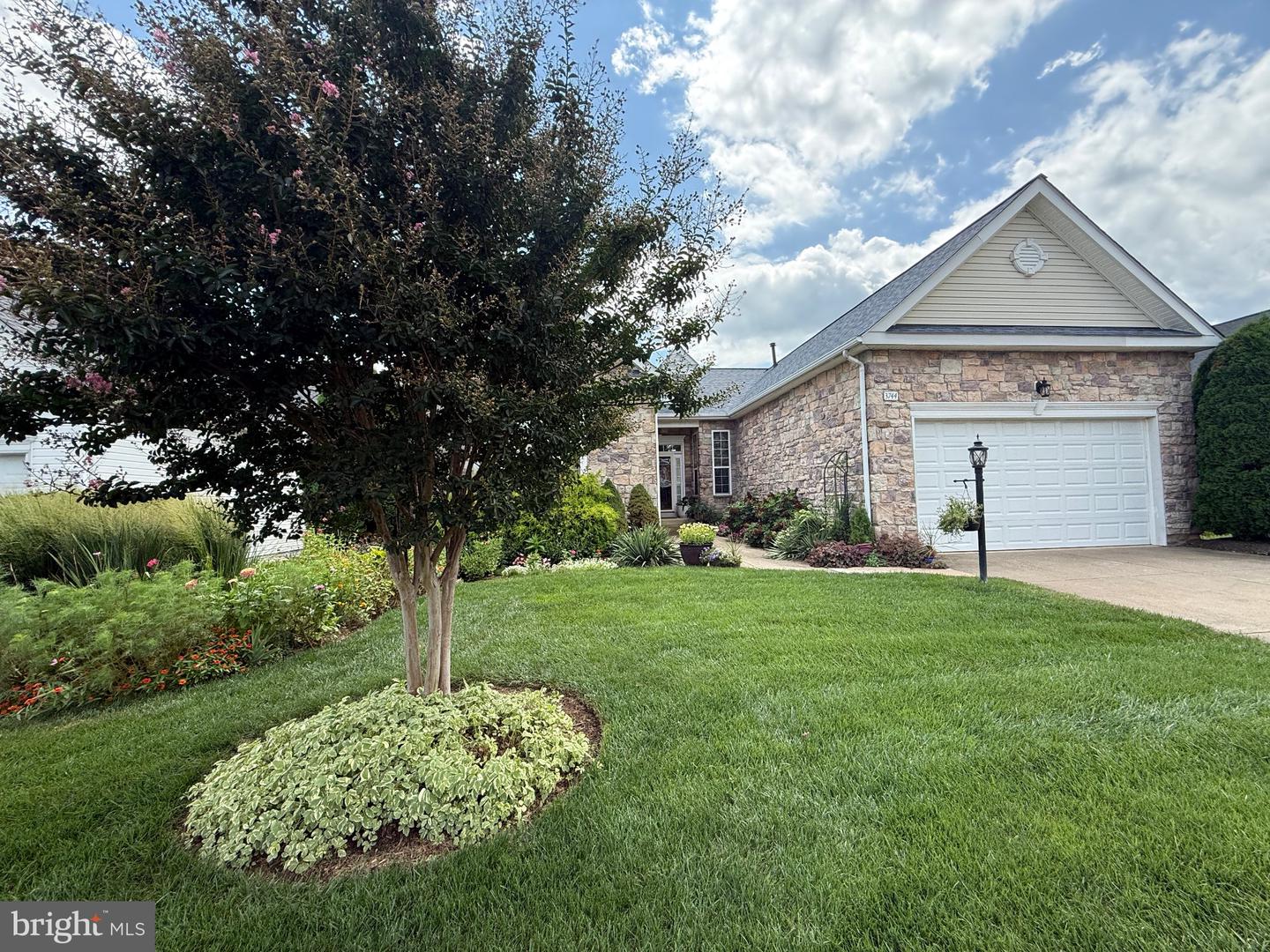 3744 Equinox Way Property Photo 31