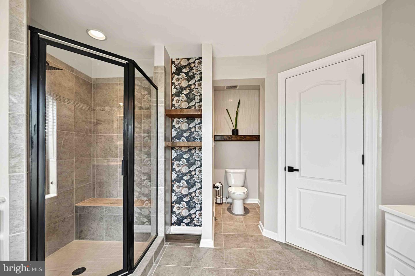 8114 Essex Grove Way Property Photo 49