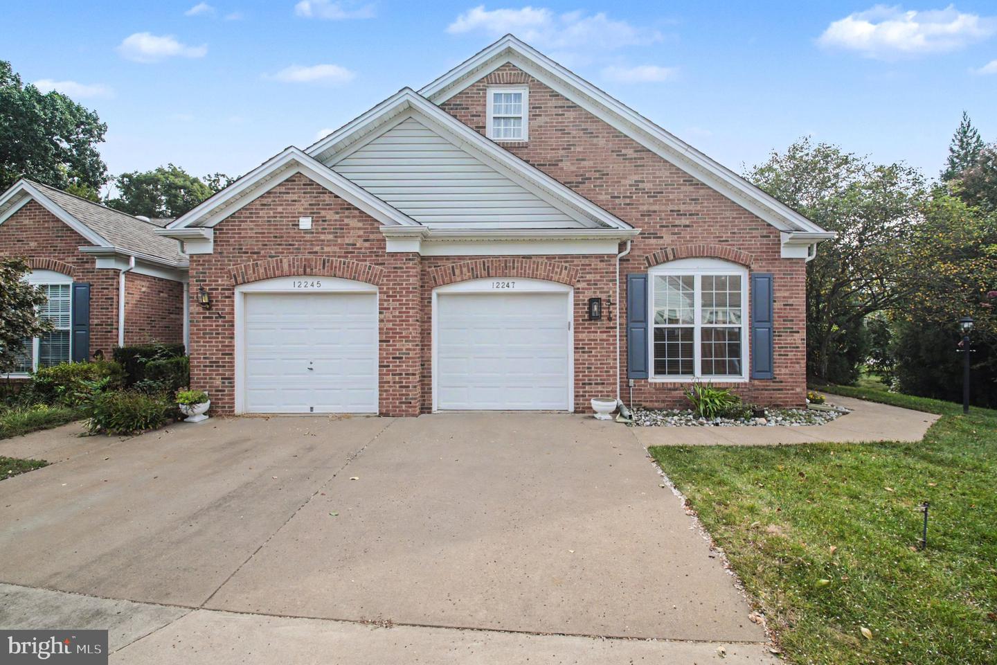 12247 Seaford Ct Property Photo 2