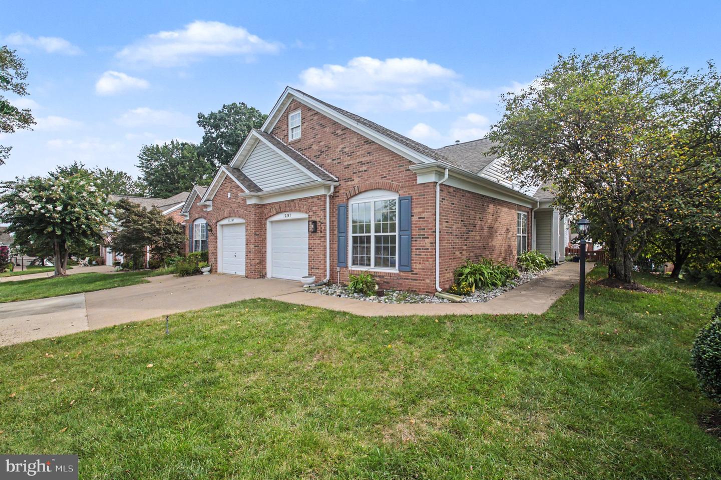 12247 Seaford Ct Property Photo 3