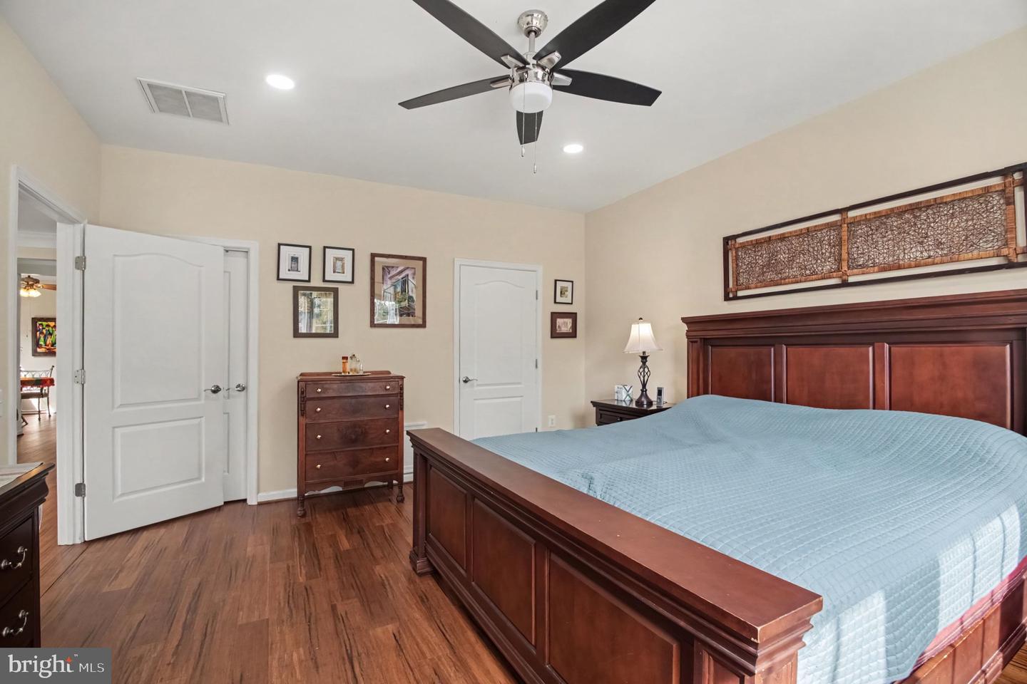 12247 Seaford Ct Property Photo 16