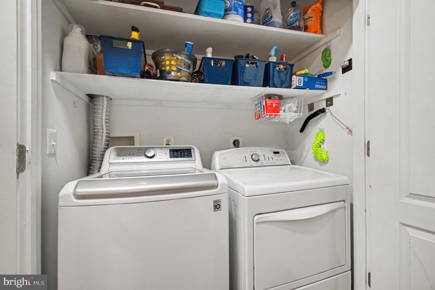 12247 Seaford Ct Property Photo 24