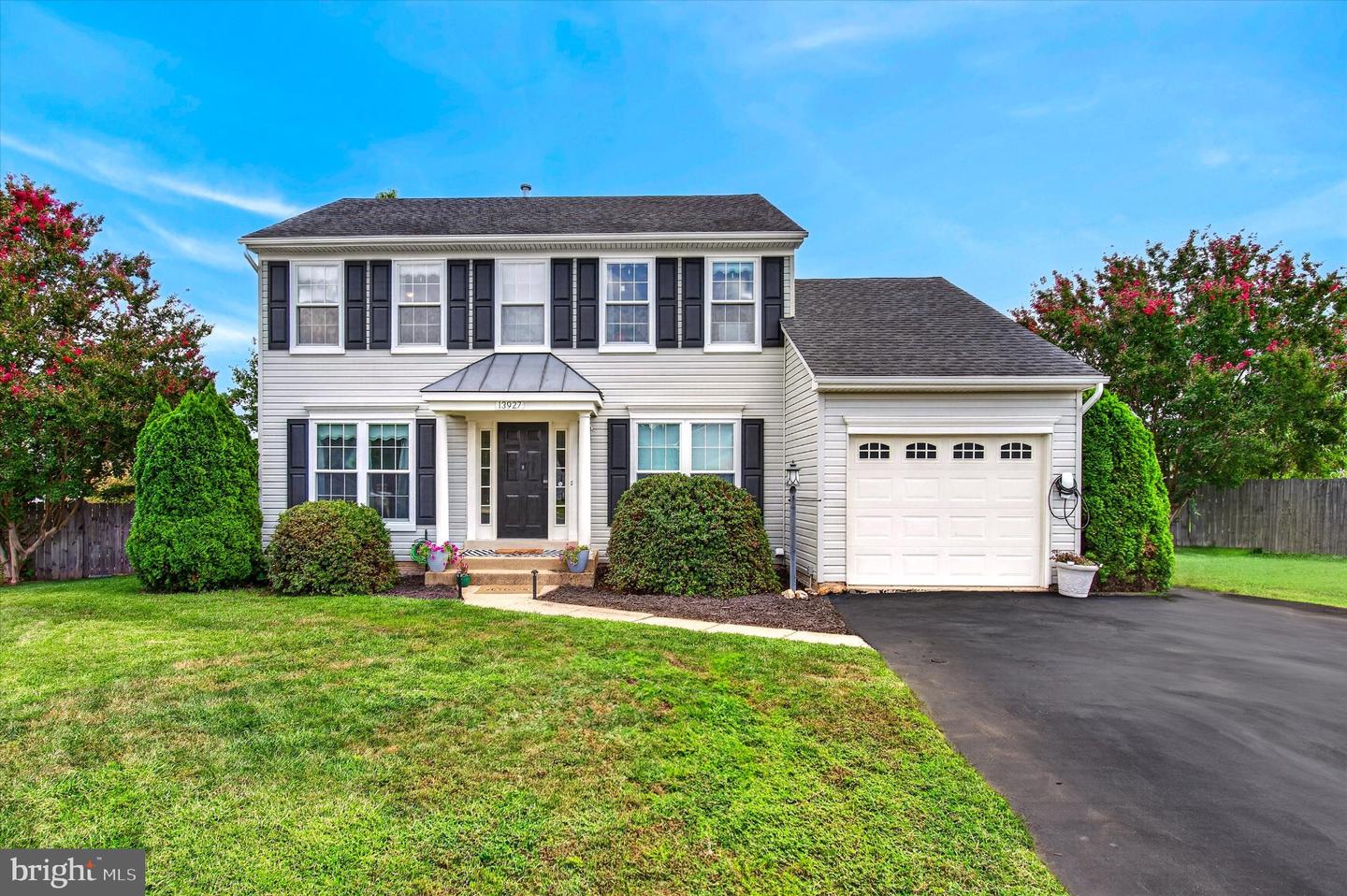 13927 Rutgers Ct Property Photo 1