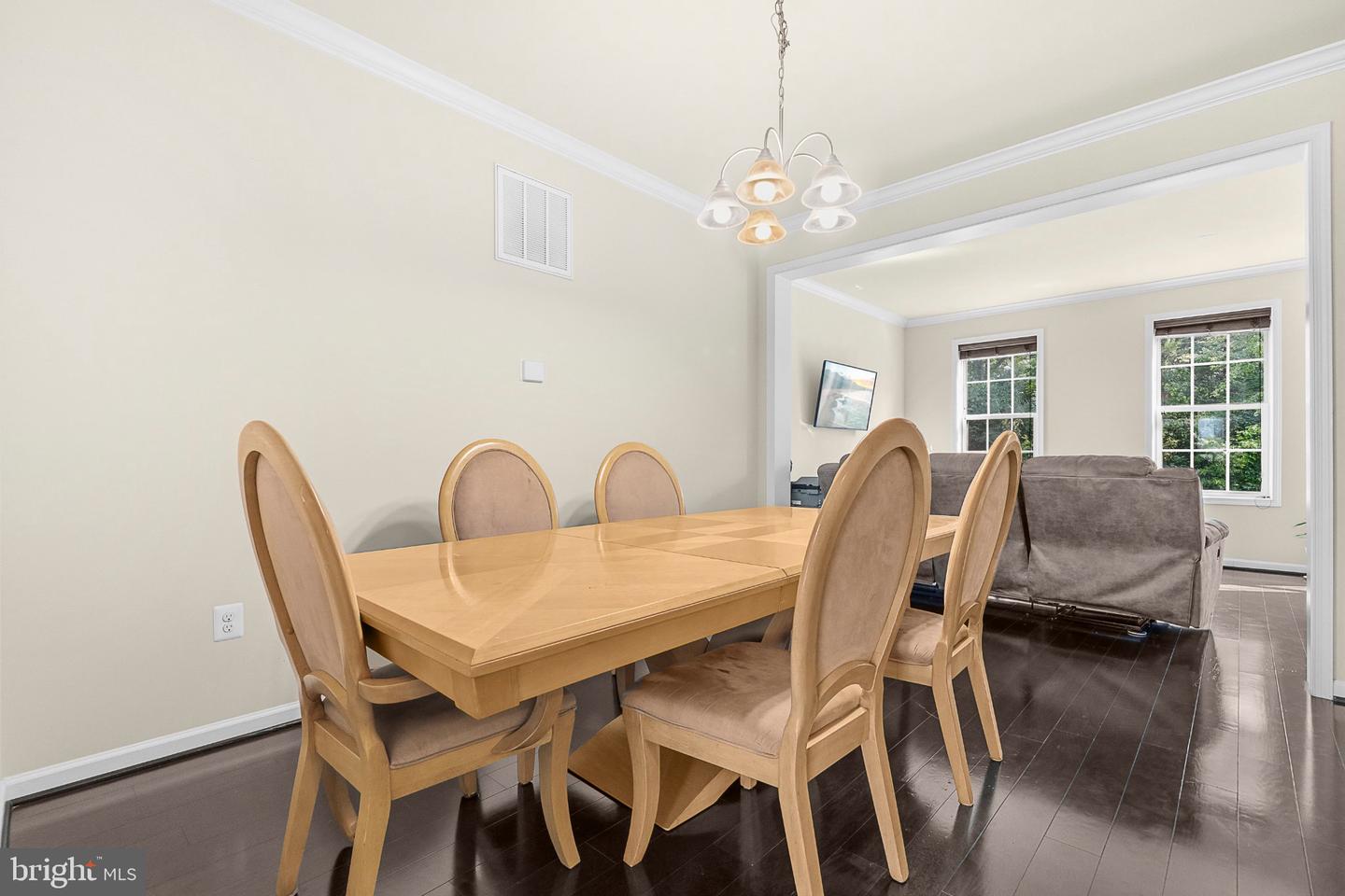 15993 Marsh Pl Property Photo 6