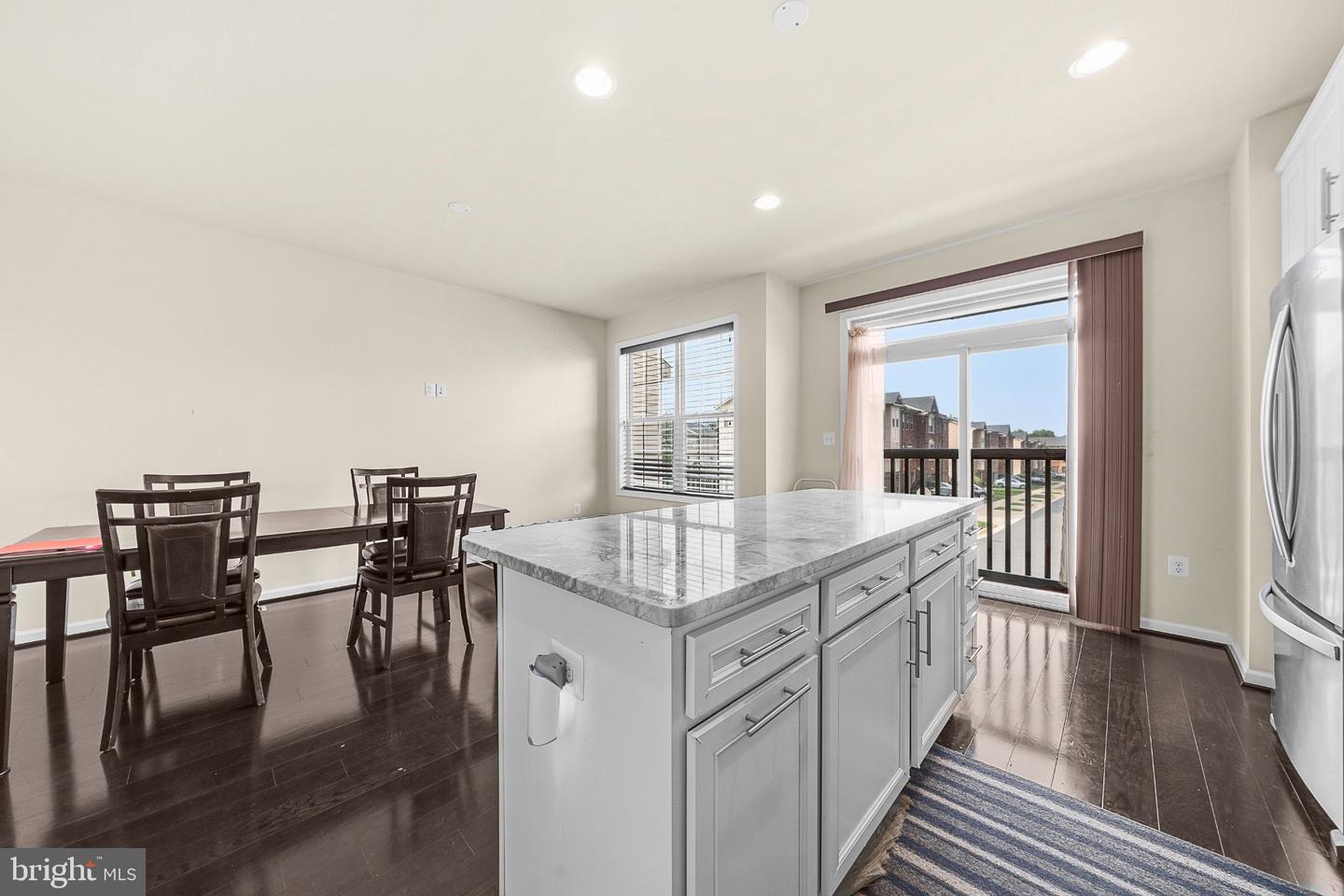 15993 Marsh Pl Property Photo 14