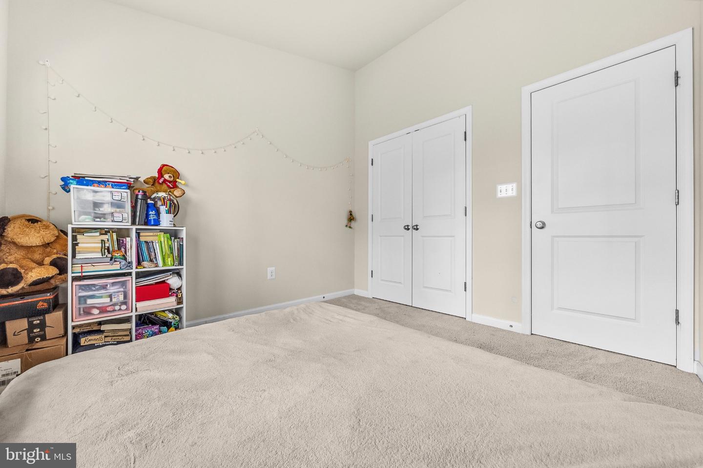 15993 Marsh Pl Property Photo 24
