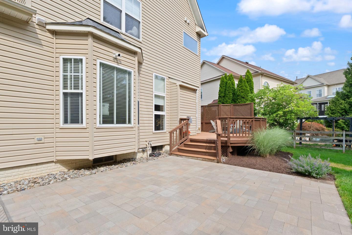 9233 Falling Water Dr Property Photo 47
