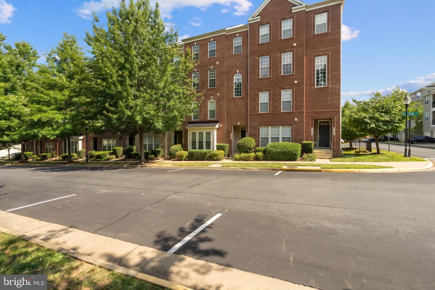 15159 Kentshire Dr #473 Property Photo 1