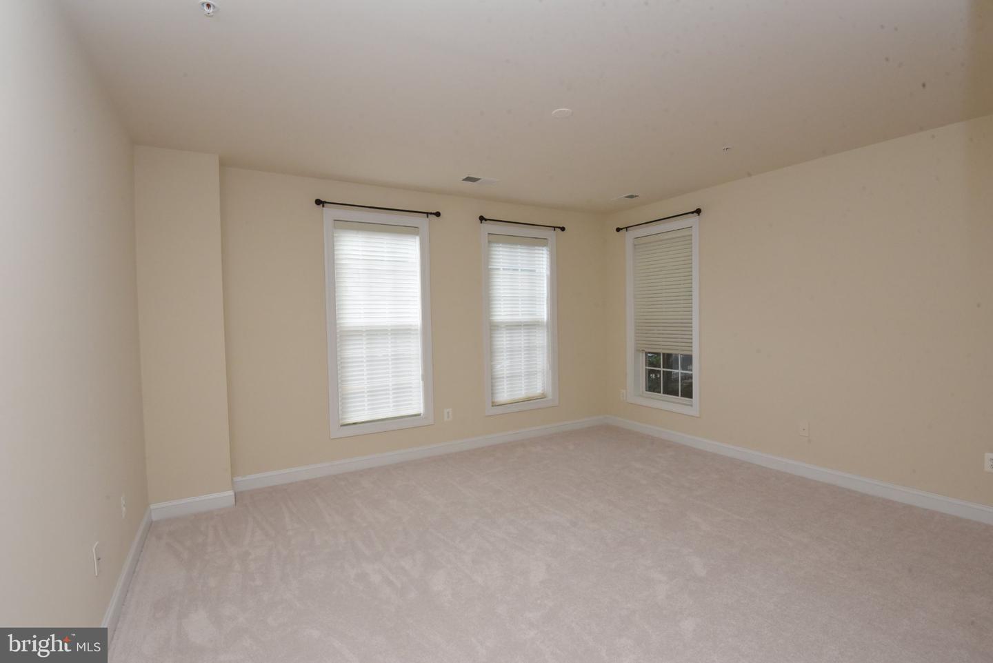 2358 Merseyside Dr Property Photo 20