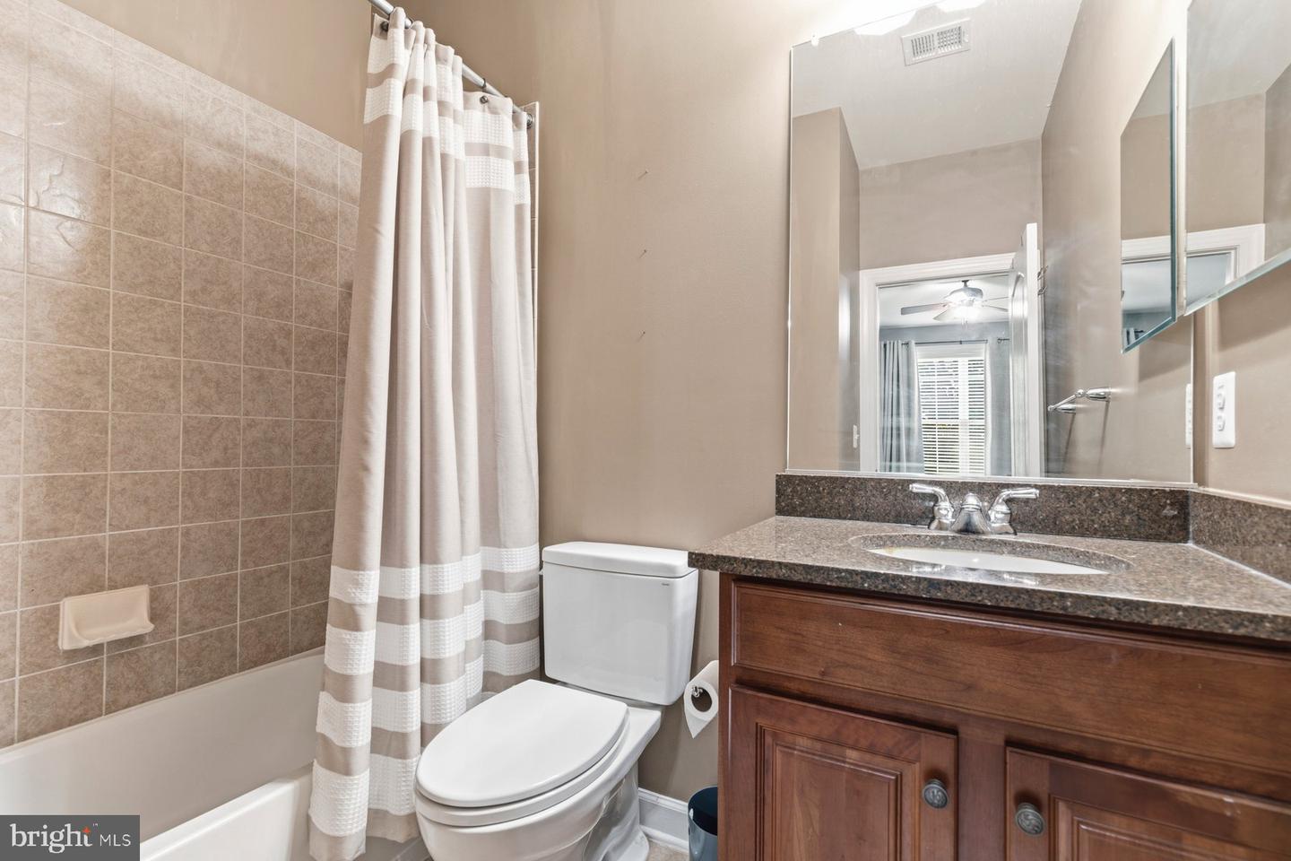 5501 Evesham Ct Property Photo 40