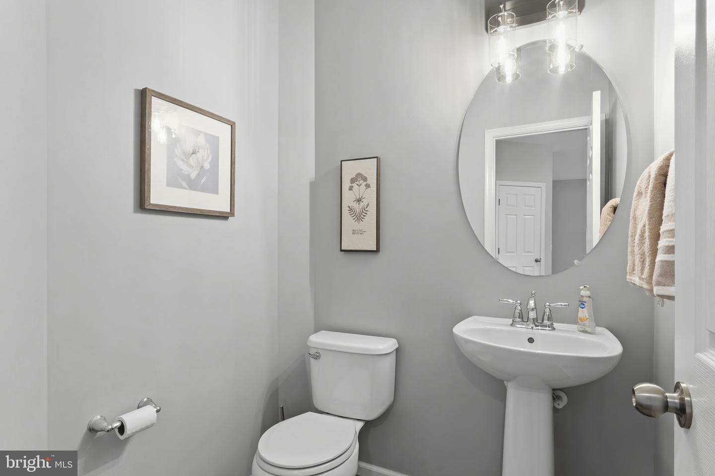 VAPW2129116 Property Photo 10