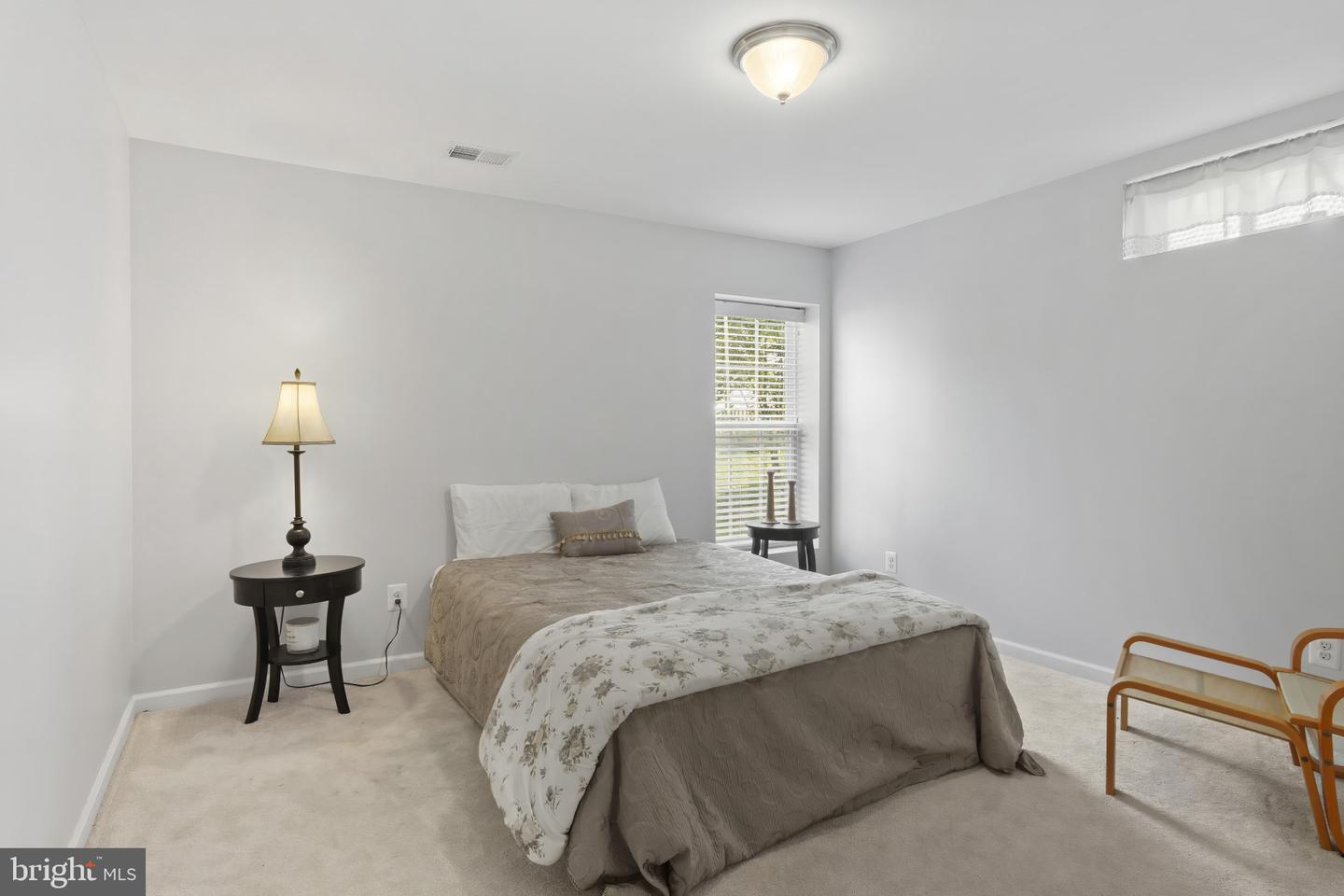 VAPW2129116 Property Photo 11
