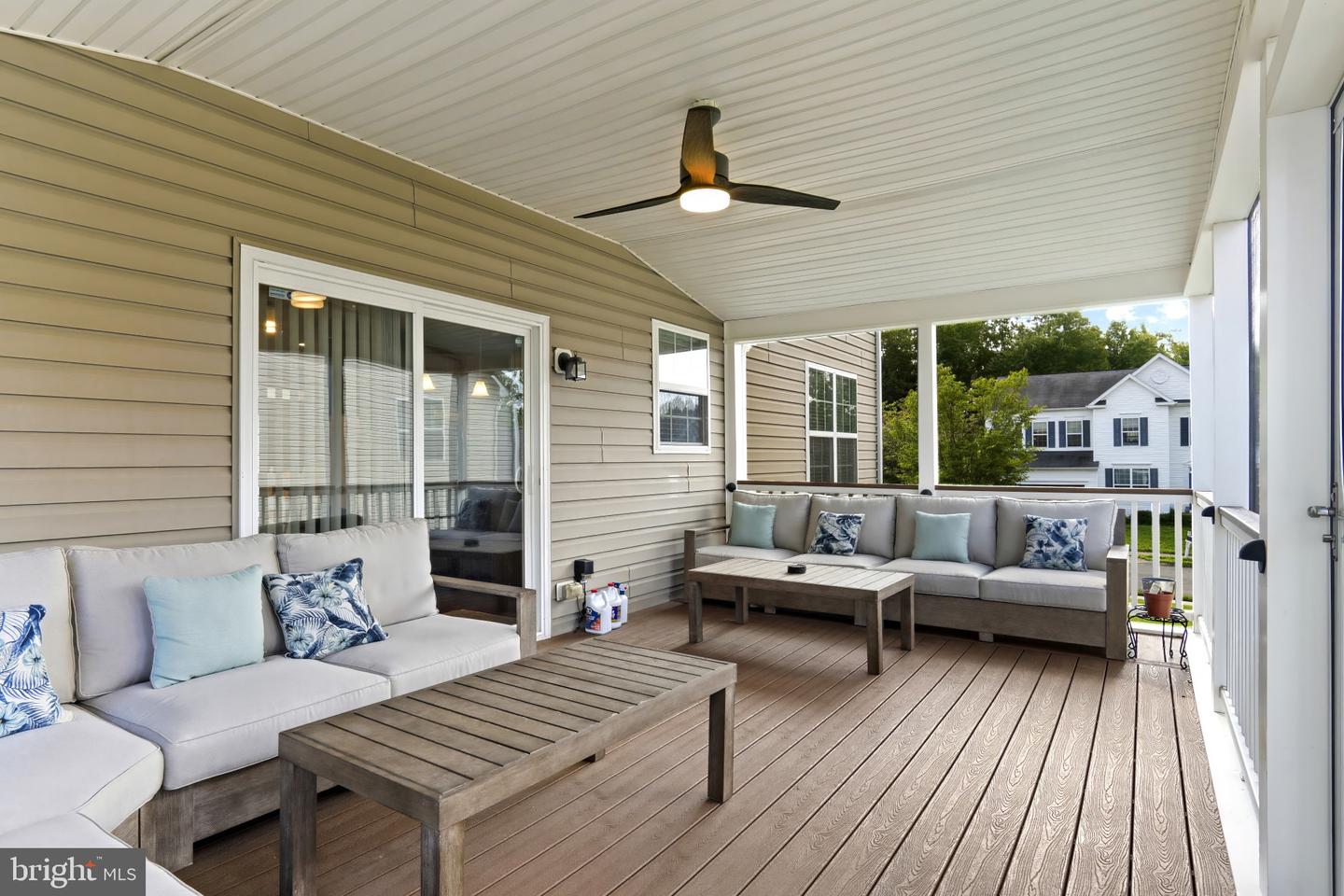 VAPW2129116 Property Photo 24