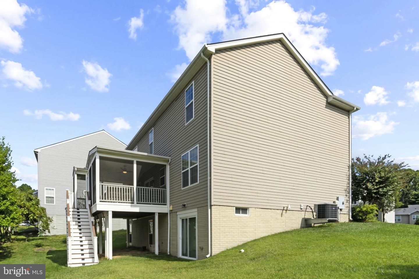 VAPW2129116 Property Photo 26
