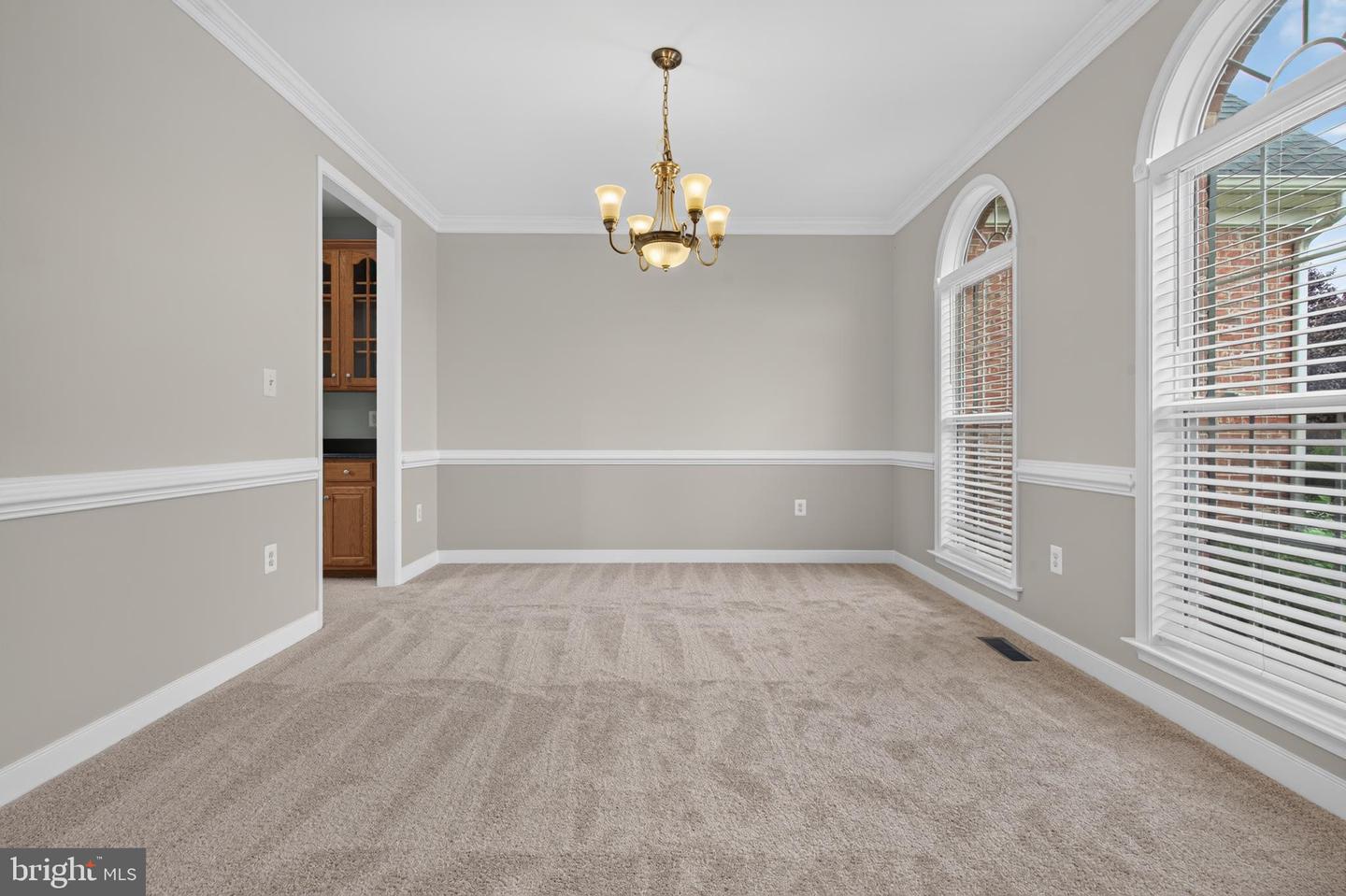 13216 Quate Ln Property Photo 7