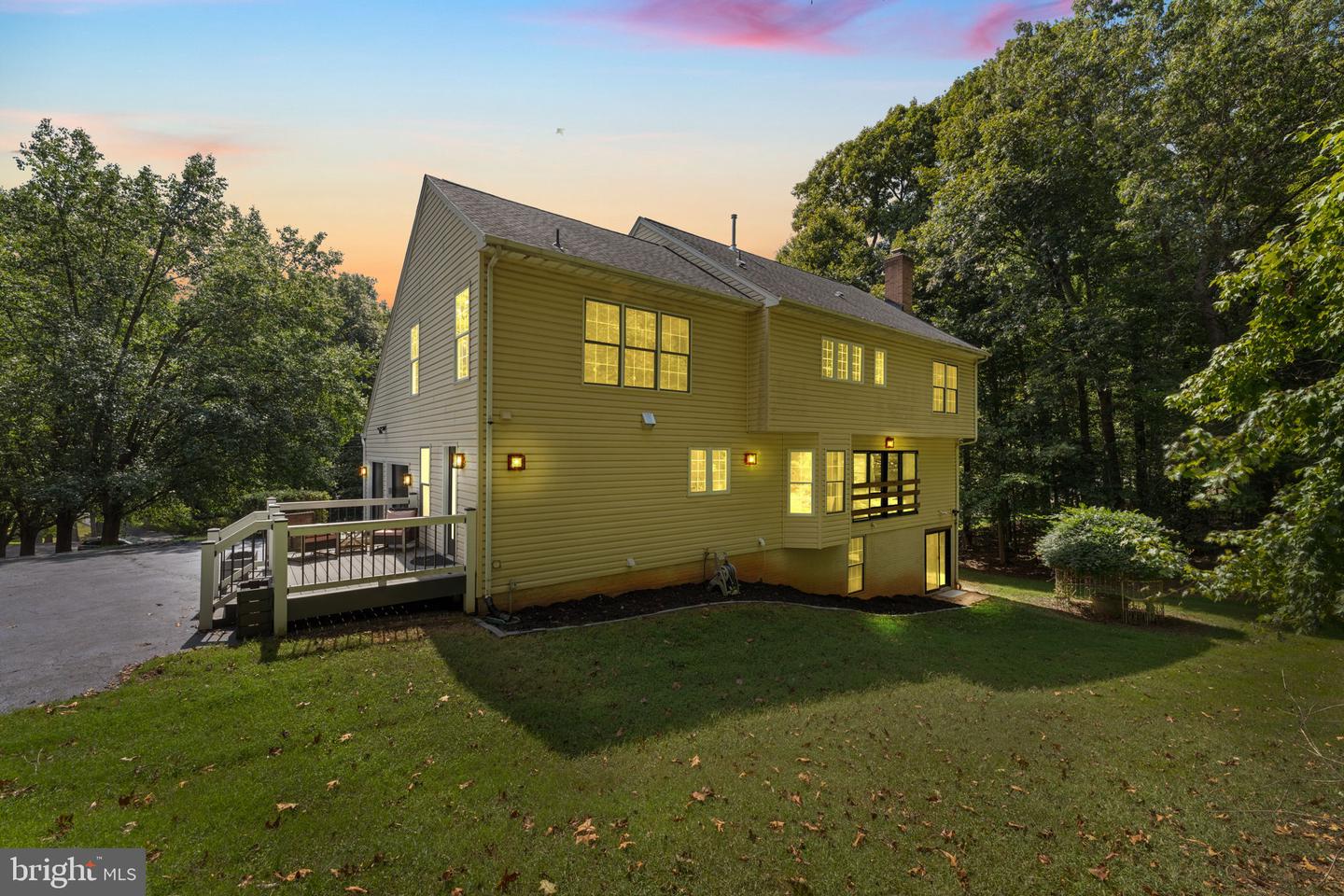 6658 Fox Den Rd Property Photo 43