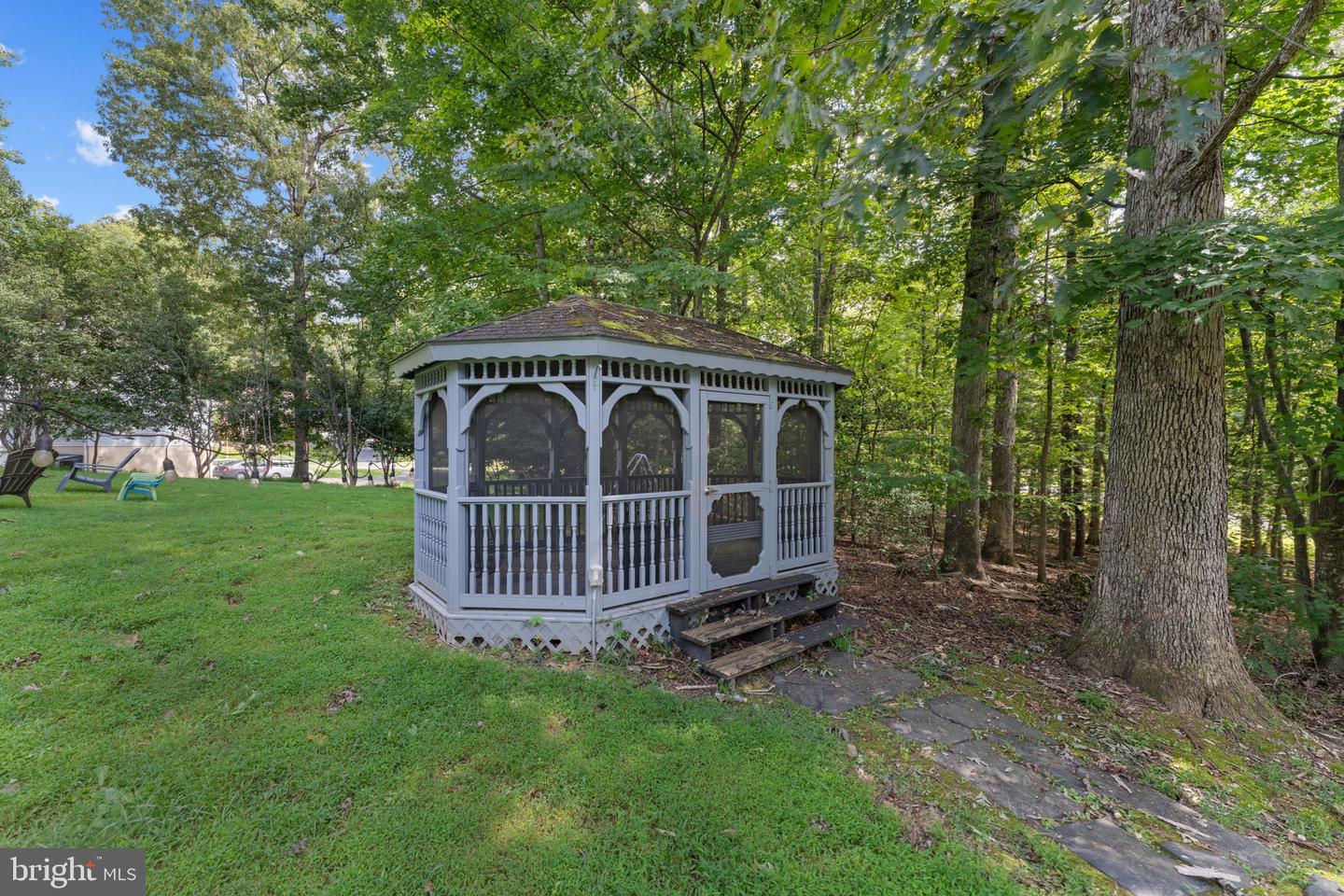 6658 Fox Den Rd Property Photo 49