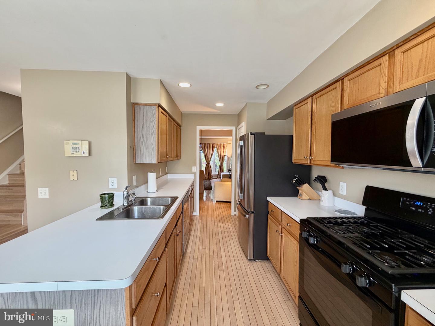 11535 Bertram St Property Photo 12