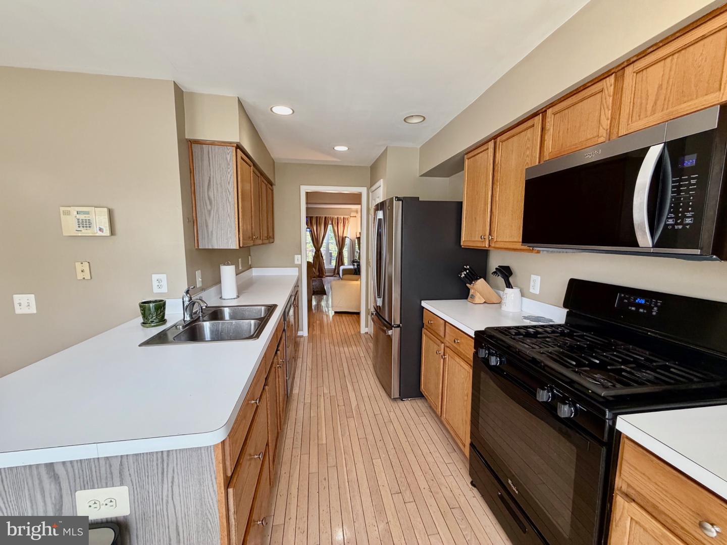 11535 Bertram St Property Photo 15