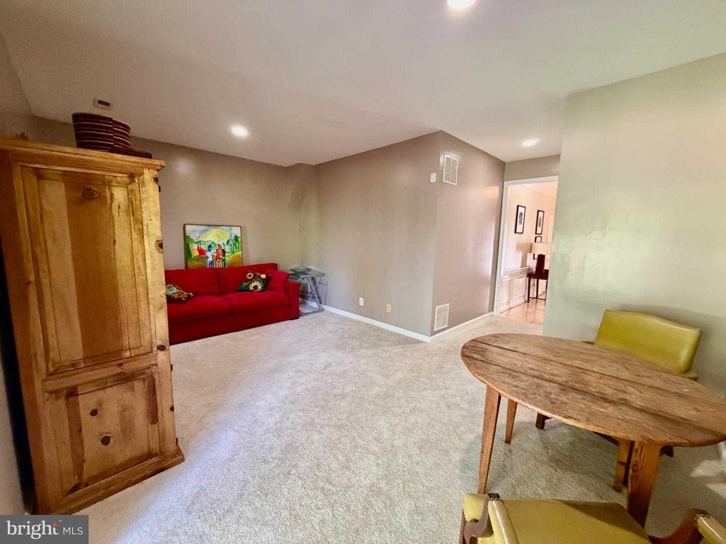 11535 Bertram St Property Photo 17