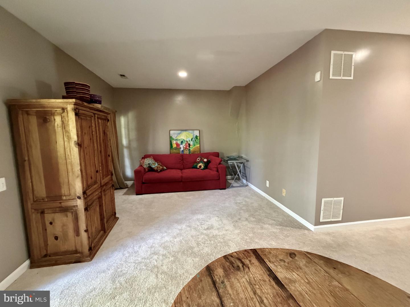 11535 Bertram St Property Photo 18