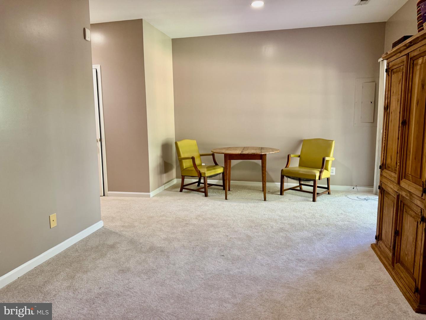 11535 Bertram St Property Photo 20
