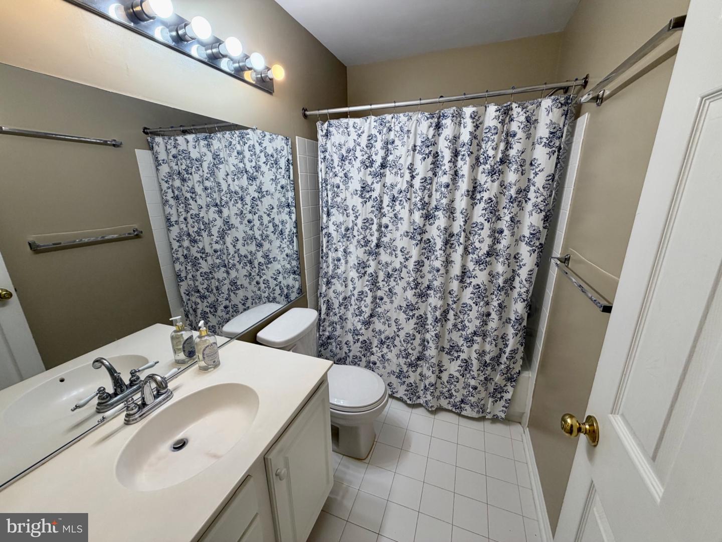 11535 Bertram St Property Photo 29