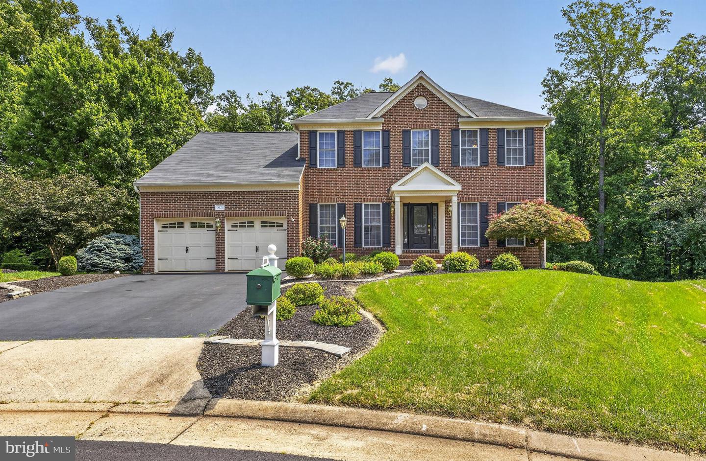 8121 Willingboro Ct Property Photo 1