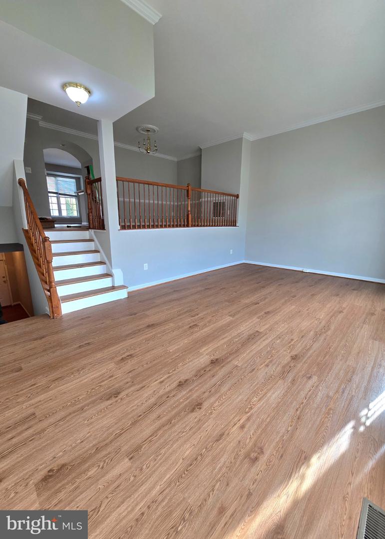 17513 Victoria Falls Dr Property Photo 2
