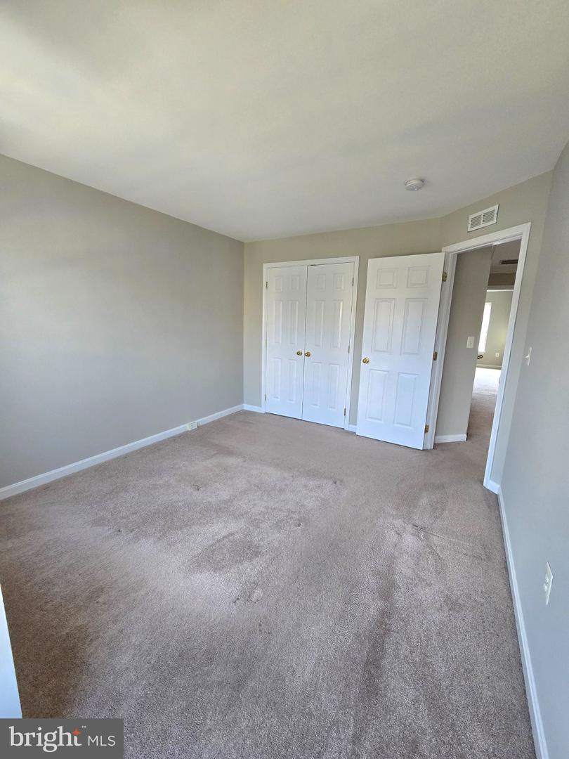 17513 Victoria Falls Dr Property Photo 15