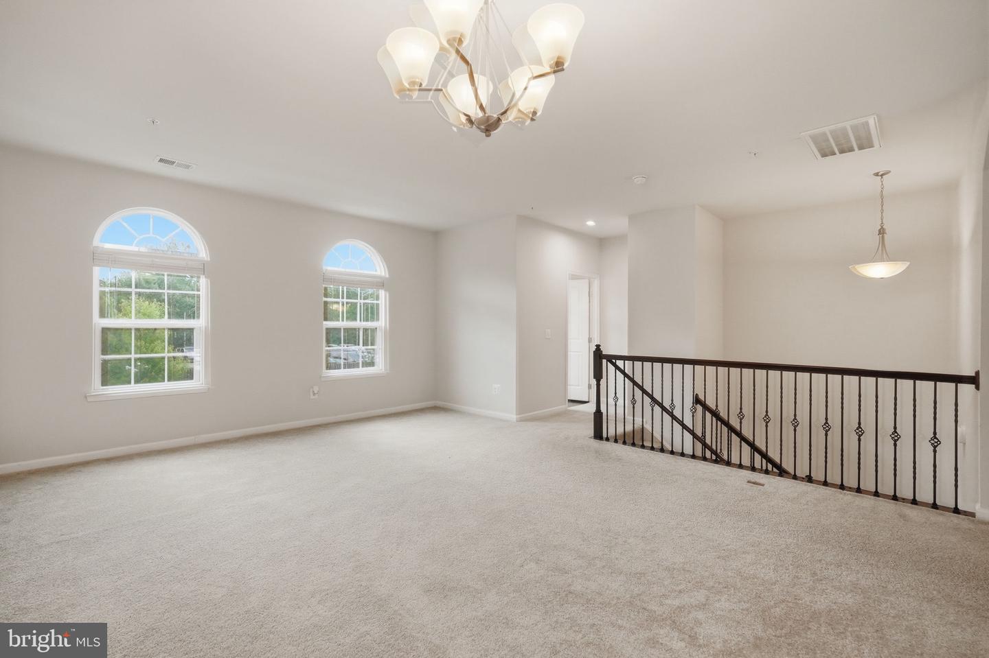 3634 Briarwood Dr Property Photo 2