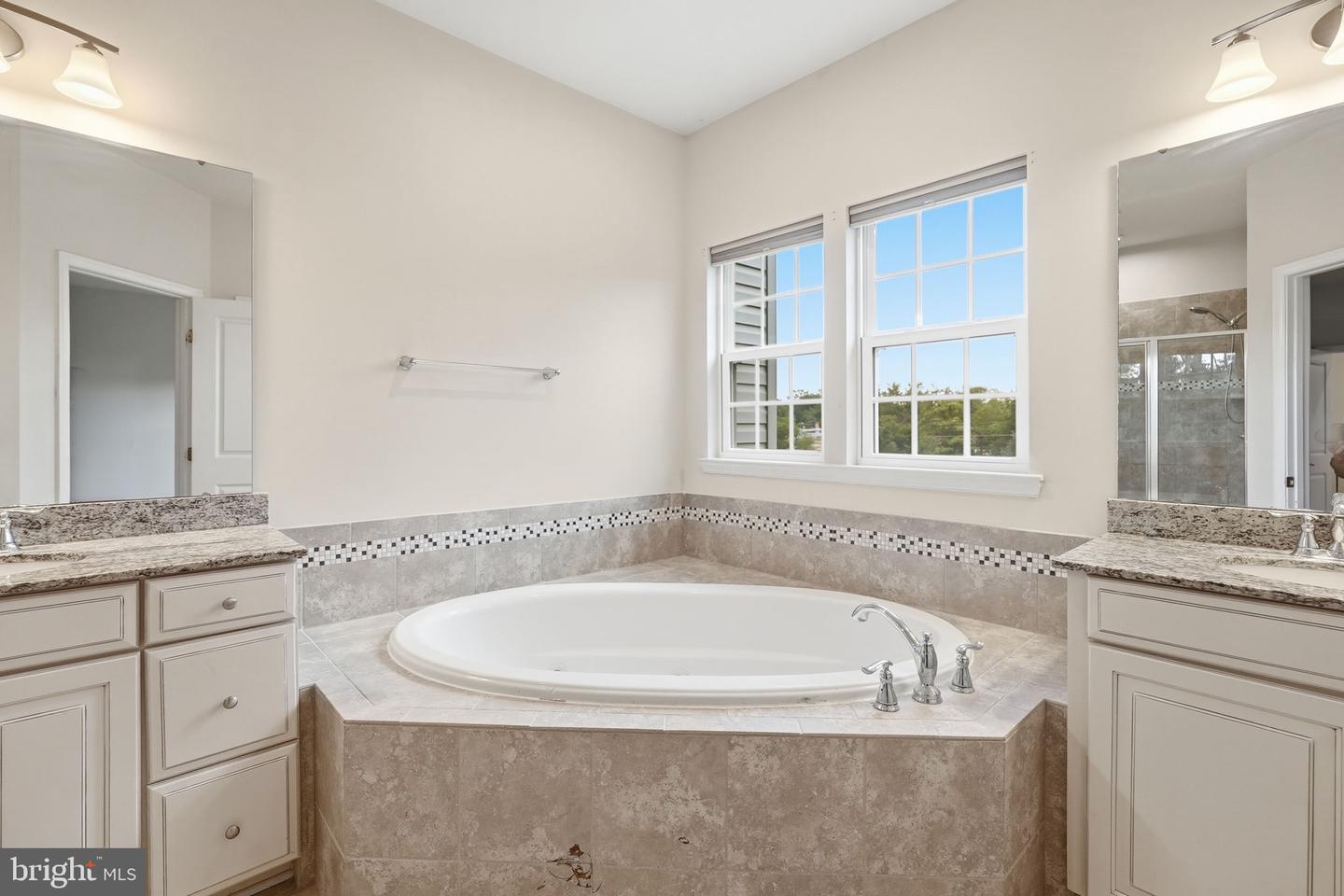3634 Briarwood Dr Property Photo 15