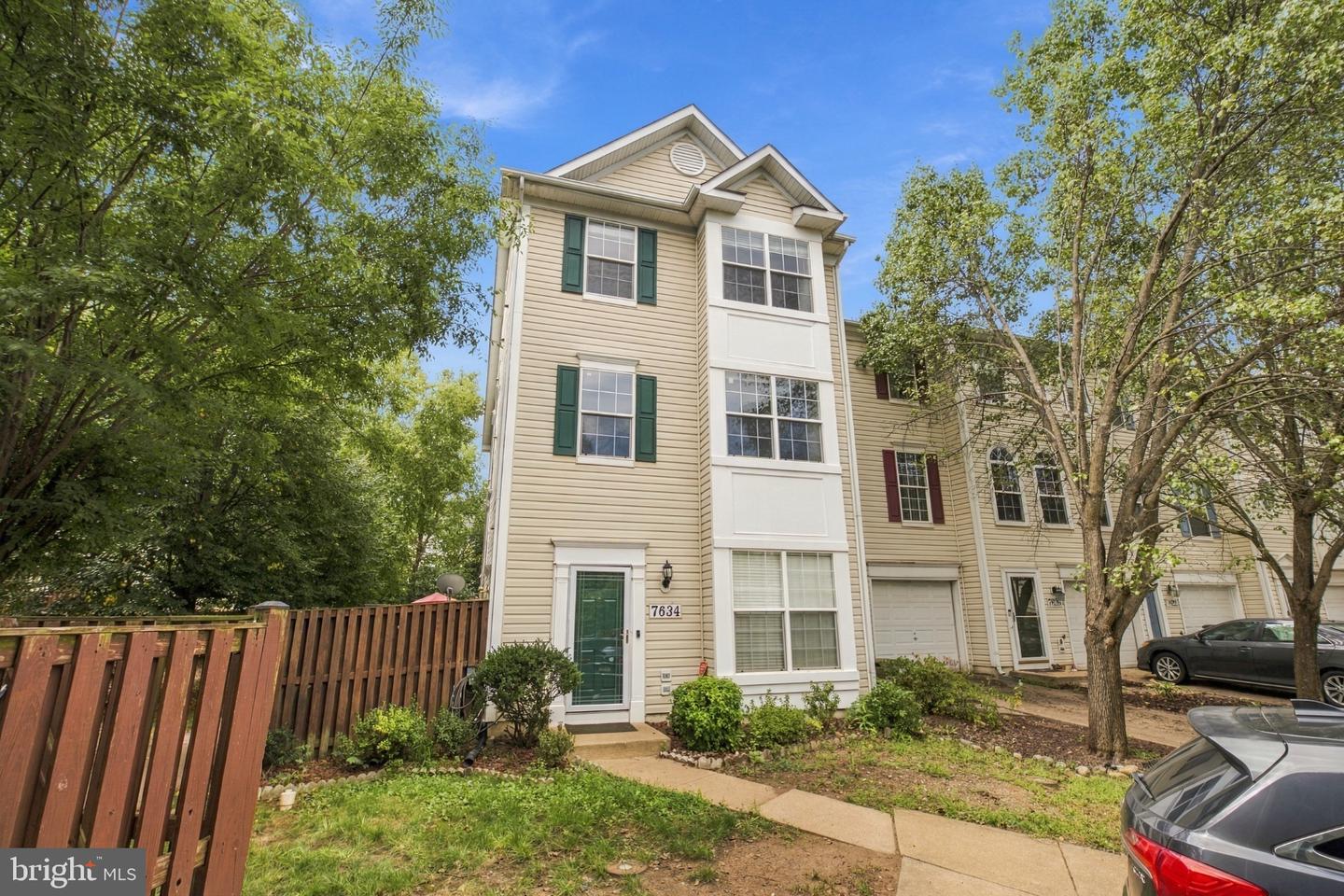 7634 Duneiden Ln Property Photo 2