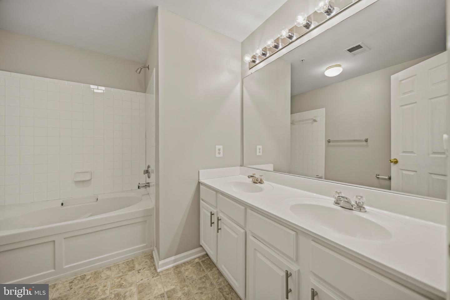 5023 Anchorstone Dr #5023 Property Photo 19