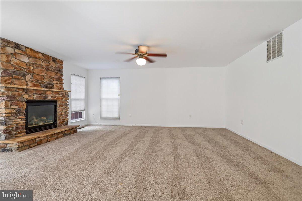 8737 Hackney Dr Property Photo 18
