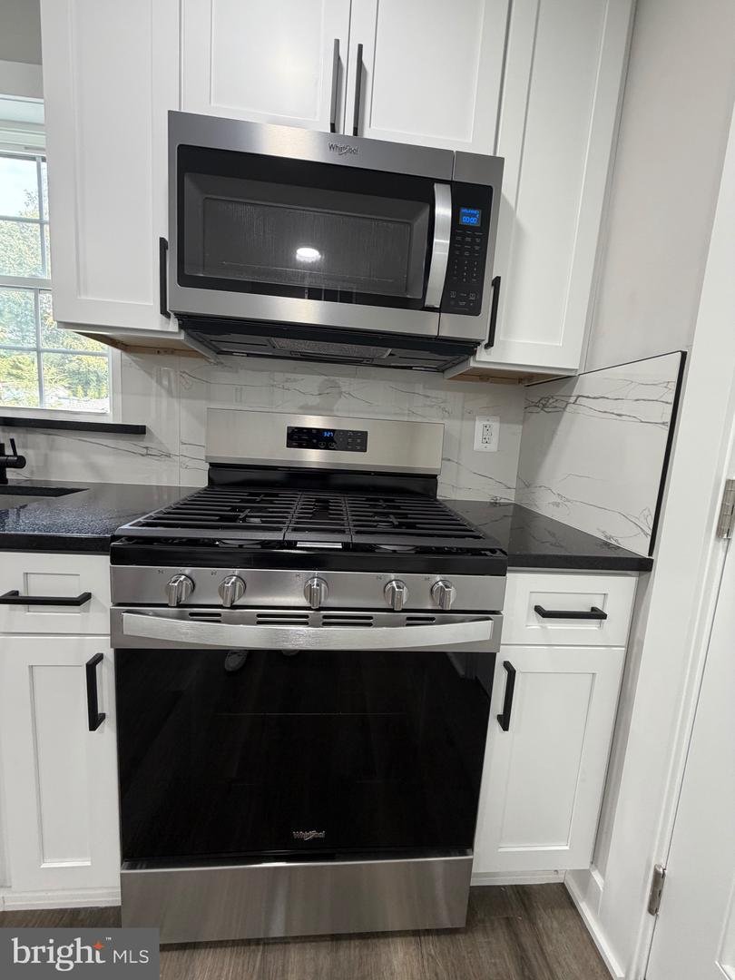 1516 Walnut St Property Photo 28