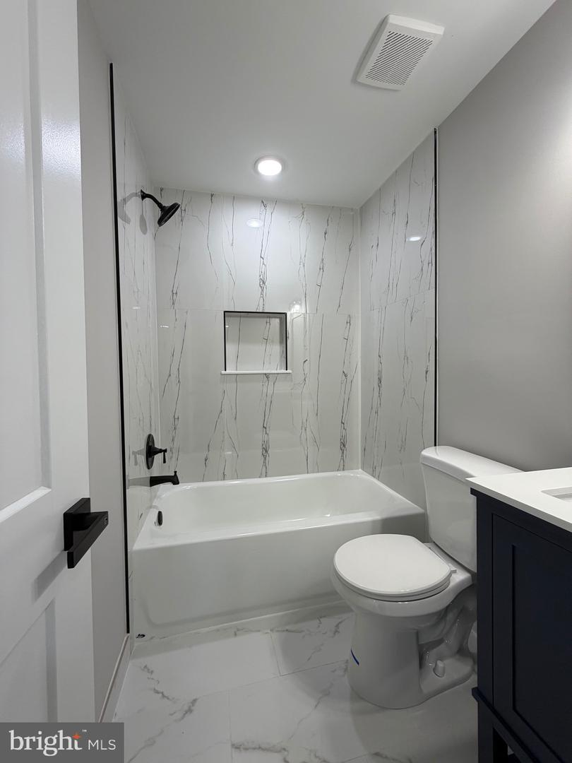 1516 Walnut St Property Photo 35