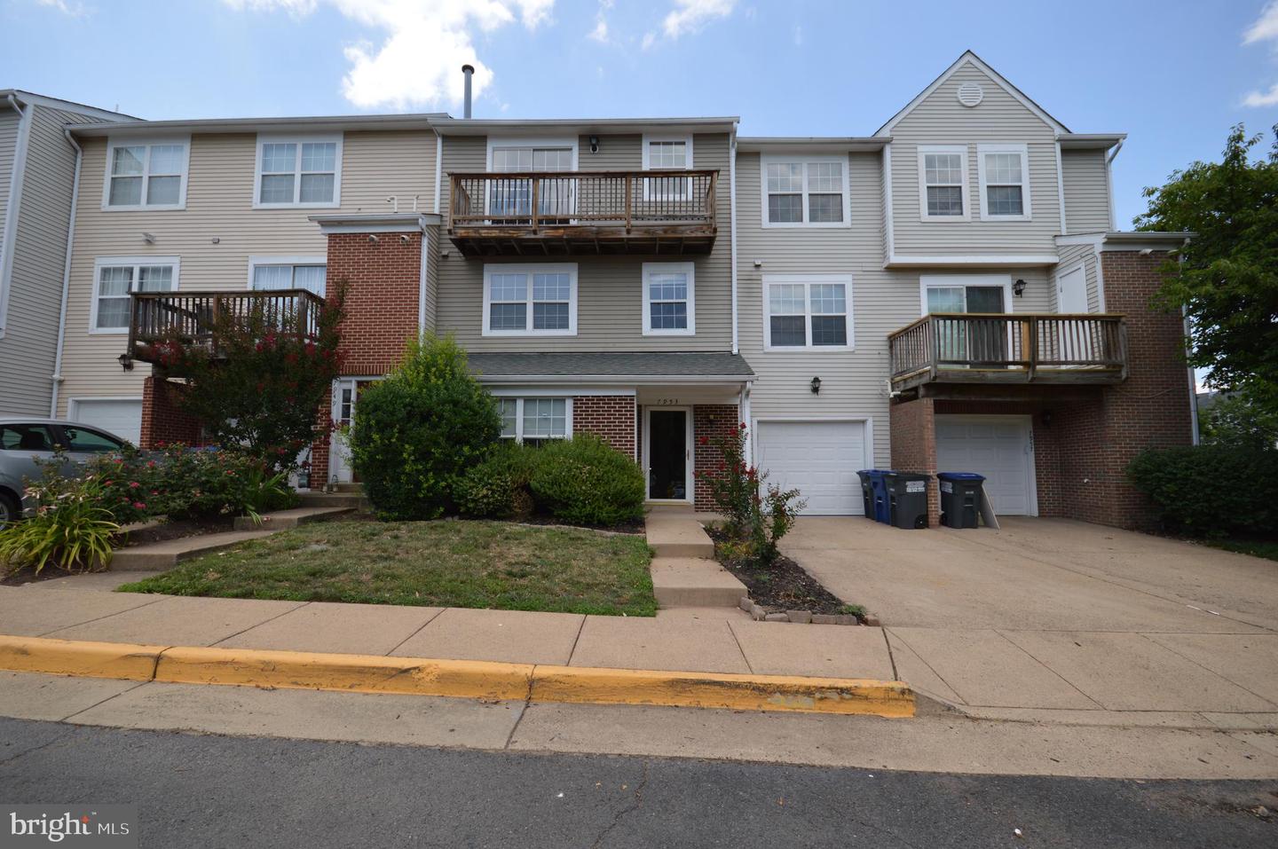 7953 Coachcrest Ct Property Photo 1