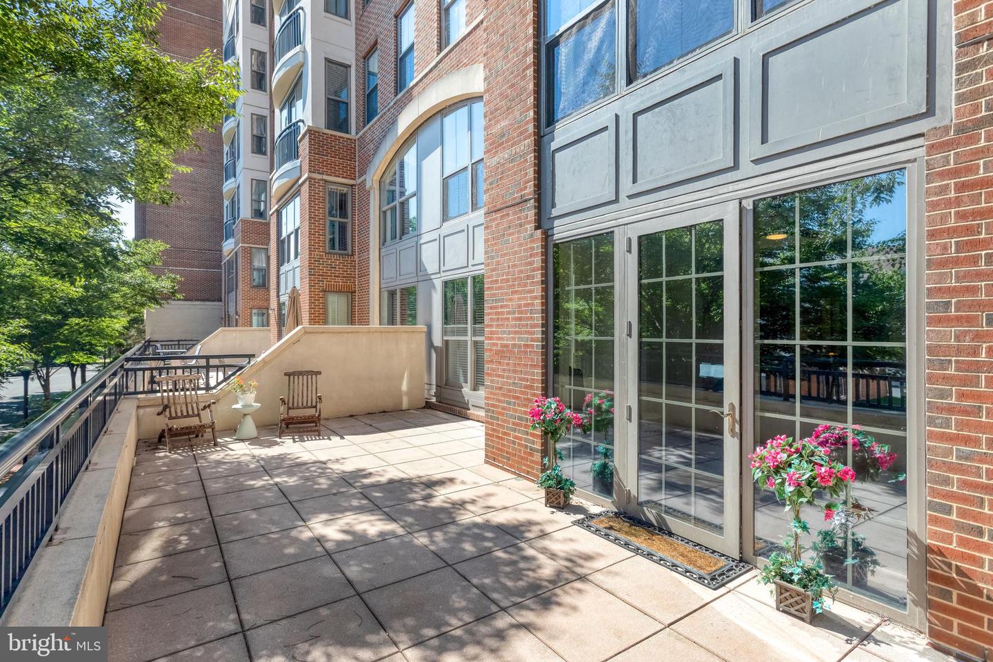 485 Harbor Side St #204 Property Photo 3