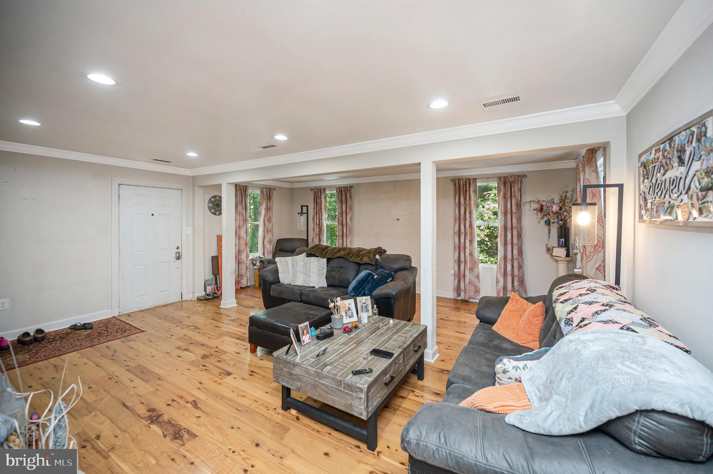 3932 Oakdale Cir Property Photo 7