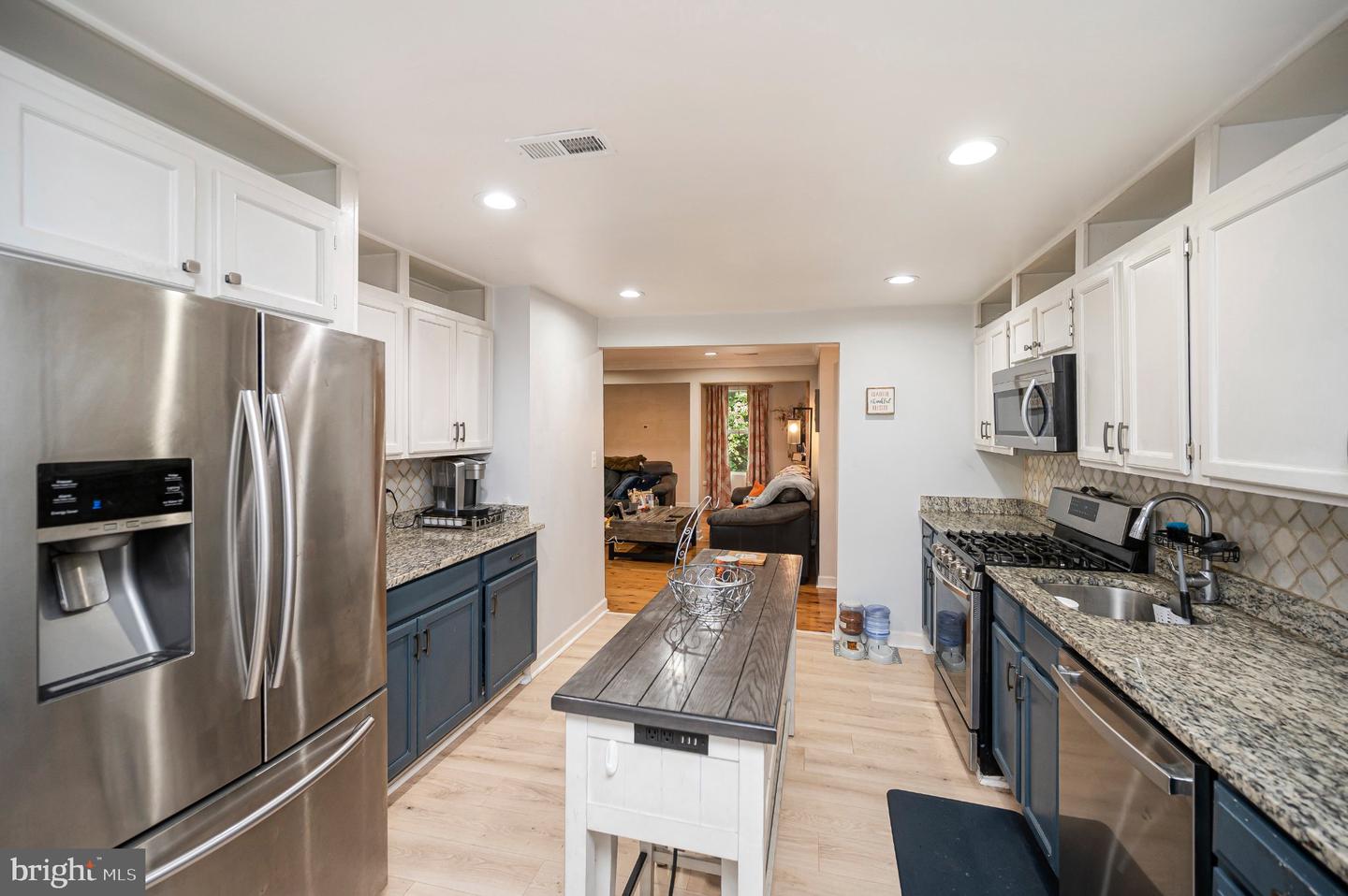 3932 Oakdale Cir Property Photo 13